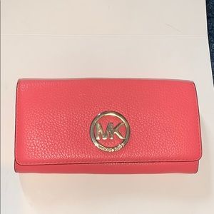 Pink Micheal Kors Wallet